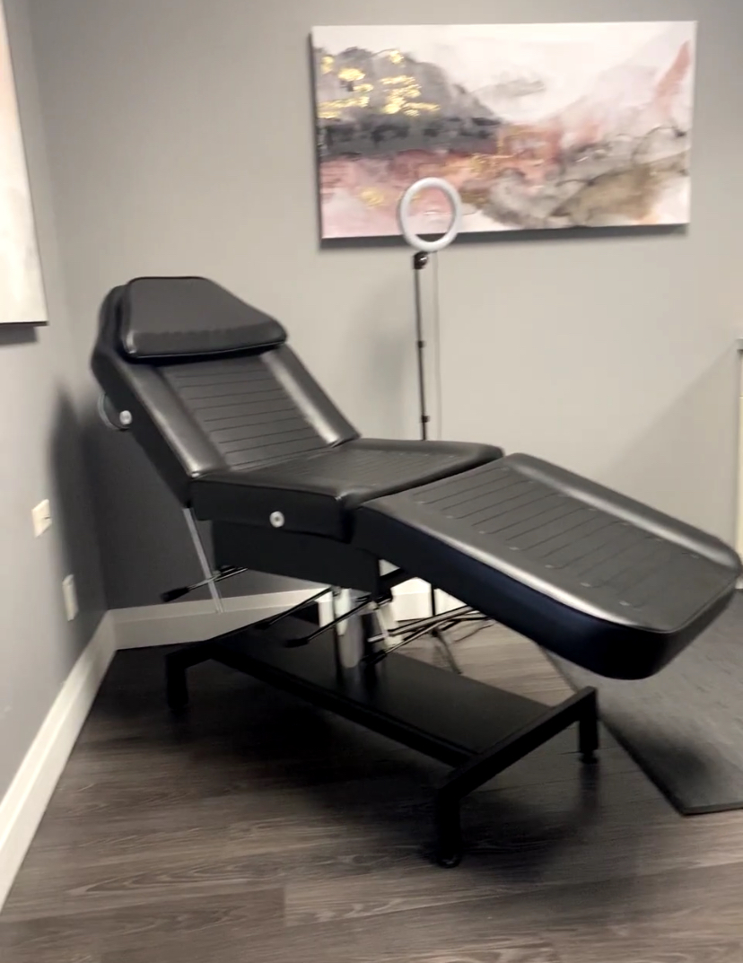 The Skin Clinic | 330 James St, Wallaceburg, ON N8A 2N5, Canada | Phone: (519) 365-6205