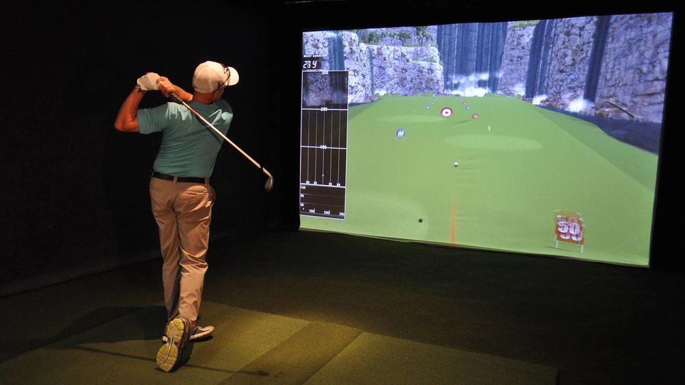 Golf Lessons Toronto | 2363 North Service Rd W, Oakville, ON L6M 3H8, Canada | Phone: (647) 680-4653