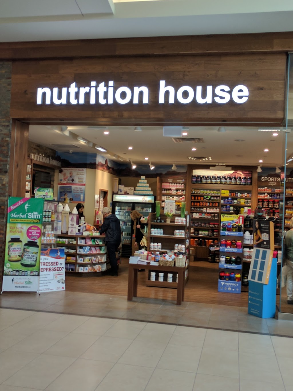 nutrition house Fairview Mall | 2960 Kingsway Dr, Kitchener, ON N2C 1X1, Canada | Phone: (519) 893-3133