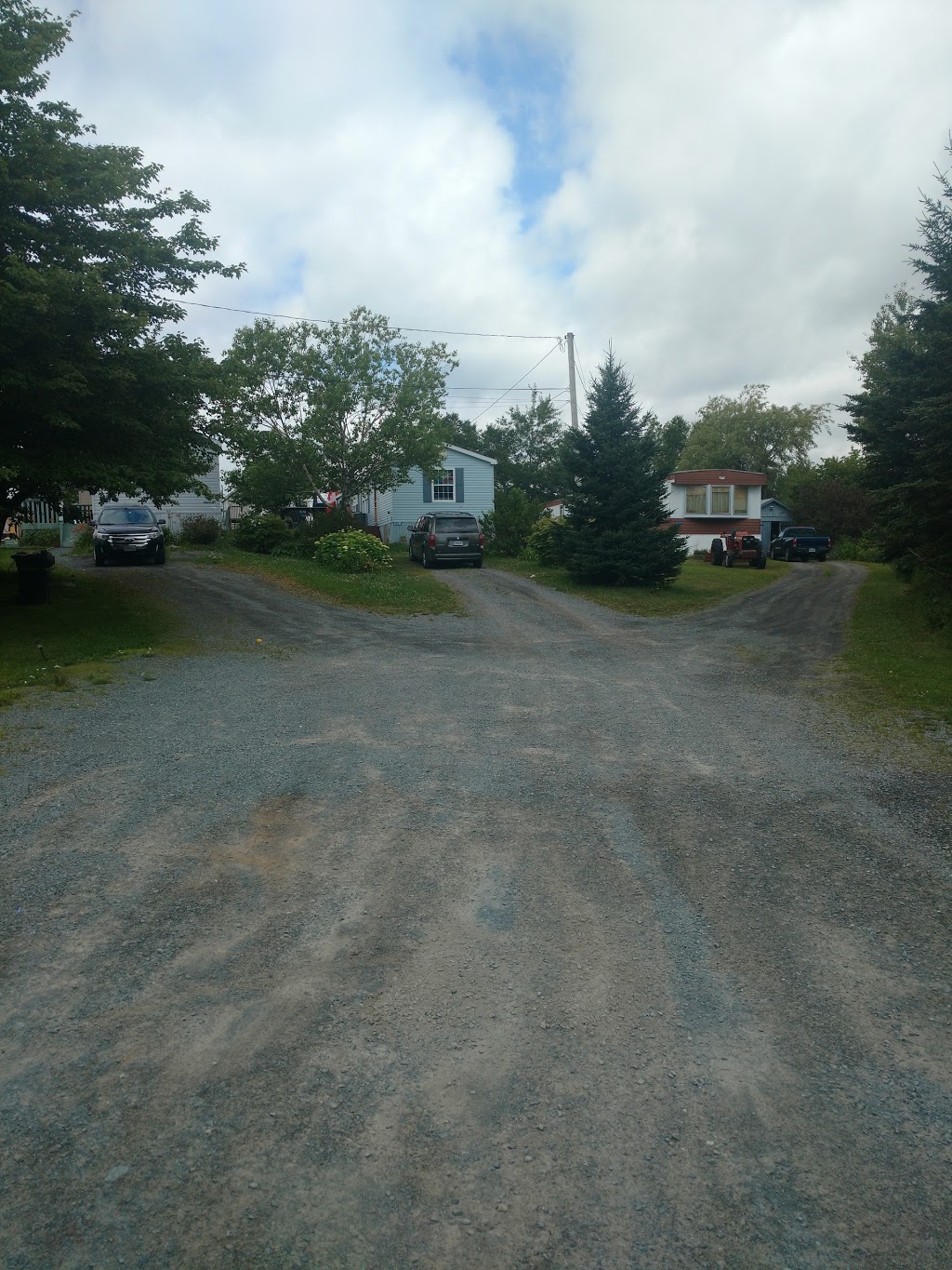 Valley Gate Mini & Mobile Home Park | 230 S Uniacke Rd, Mount Uniacke, NS B0N 1Z0, Canada | Phone: (902) 835-8388