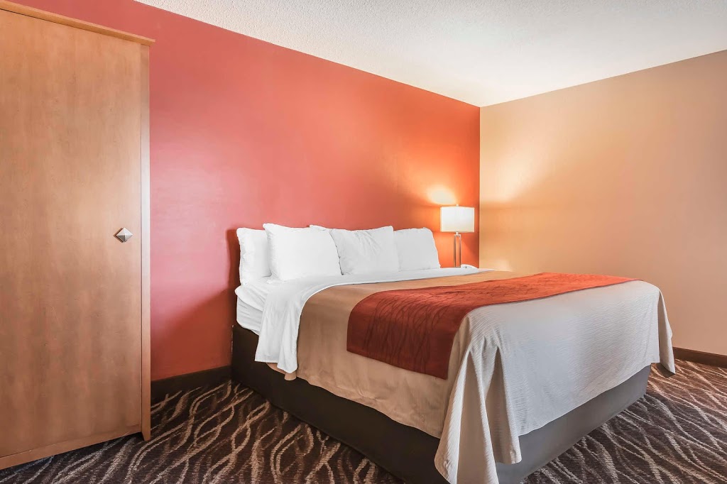 Comfort Inn | 605 Bloor St W, Oshawa, ON L1J 5Y6, Canada | Phone: (905) 434-5000