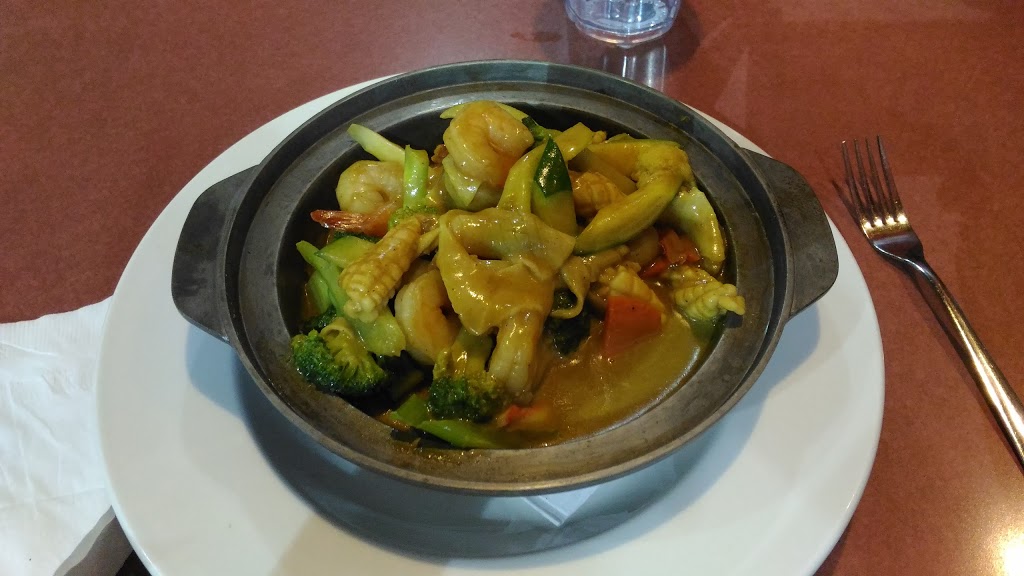 Js Wok N Grill | 4949 Barlow Trail SE, Calgary, AB T2B 3B5, Canada | Phone: (403) 273-7698