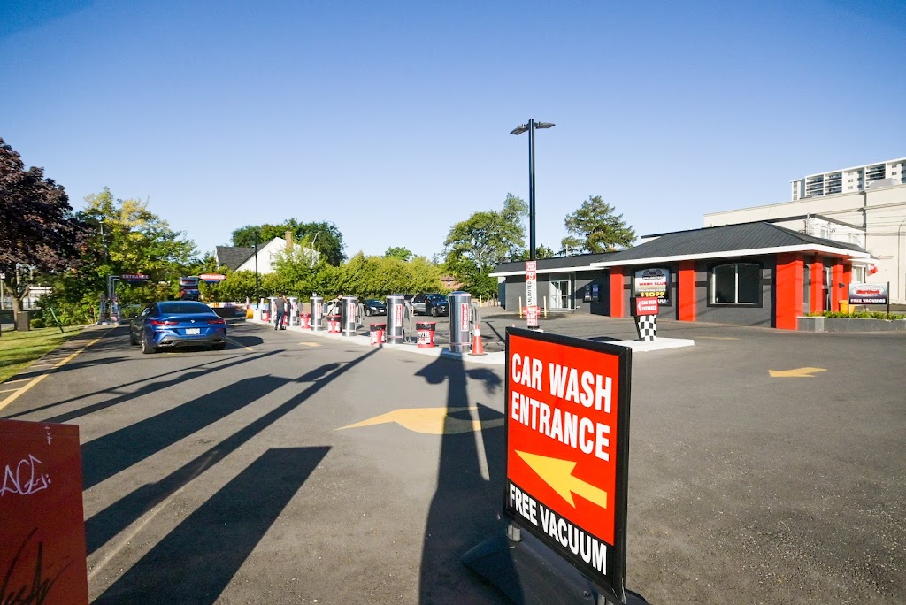 Crosstown Car Wash | 2930 Dufferin St, North York, ON M6B 3S5, Canada | Phone: (416) 787-1144