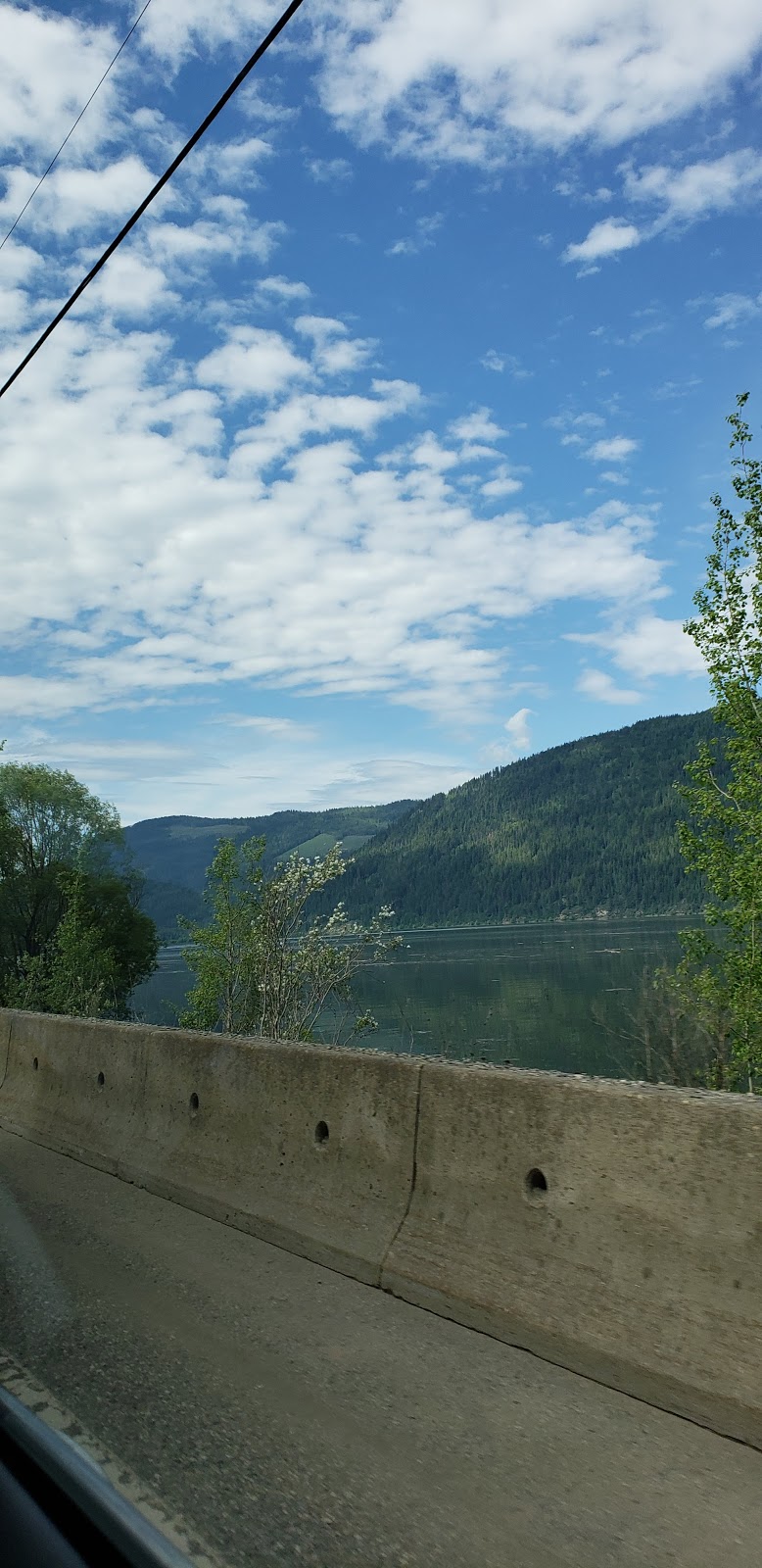 Kingbaker Creek Resort | 8528 Vernon-Sicamous Hwy, Mara, BC V0E 2K0, Canada | Phone: (250) 838-7015