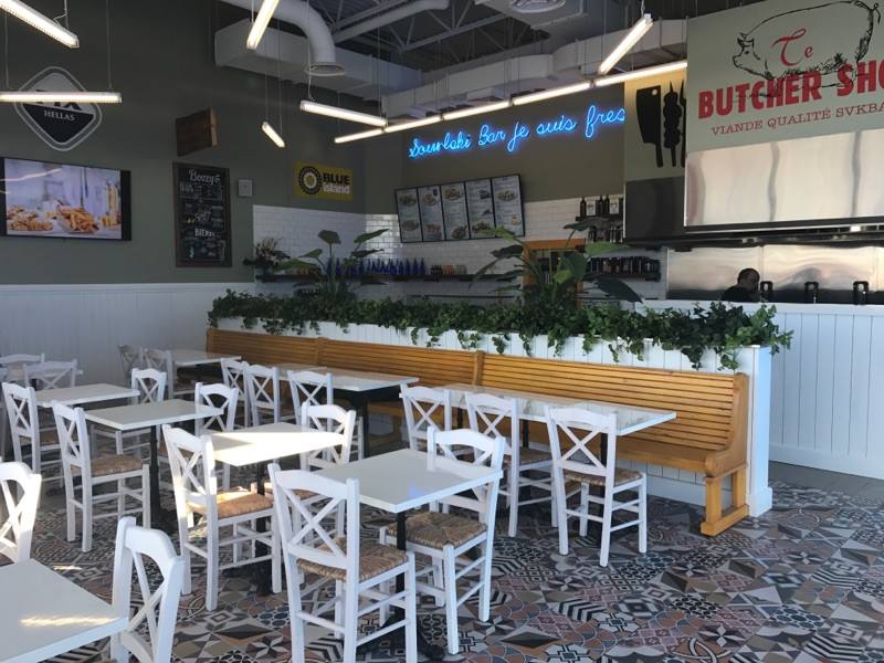 Souvlaki Bar (Vaudreuil) | 41 Boulevard de la Cité-des-Jeunes, Vaudreuil-Dorion, QC J7V 0N3, Canada | Phone: (450) 319-0120