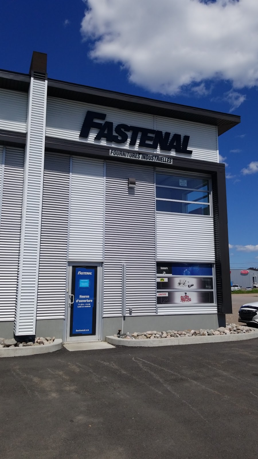 Fastenal Canada Fulfillment Center | 1031 Rue de la Rupert, Chicoutimi, QC G7K 1E1, Canada | Phone: (418) 549-1686