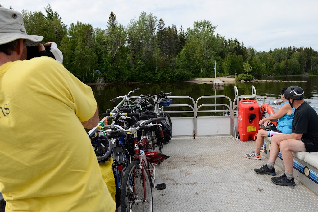 Navette nautique «Le Péribonka» | 375 Rue Édouard Niquet, Péribonka, QC G0W 2G0, Canada | Phone: (418) 720-8215