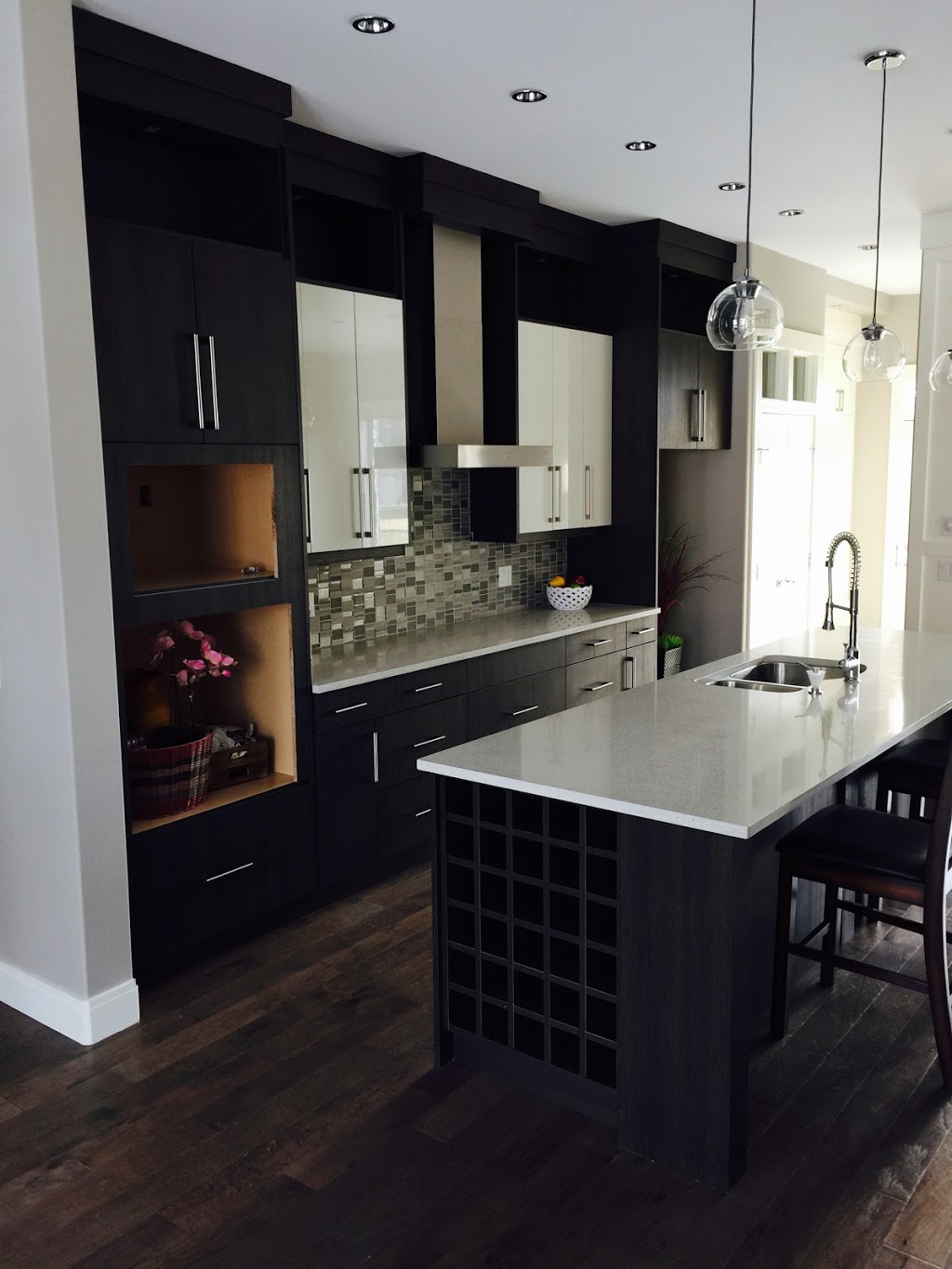 HT kitchen Cabinets Ltd | 2124-3961 52 Ave NE, Calgary, AB T3J 0K7, Canada | Phone: (403) 404-5292