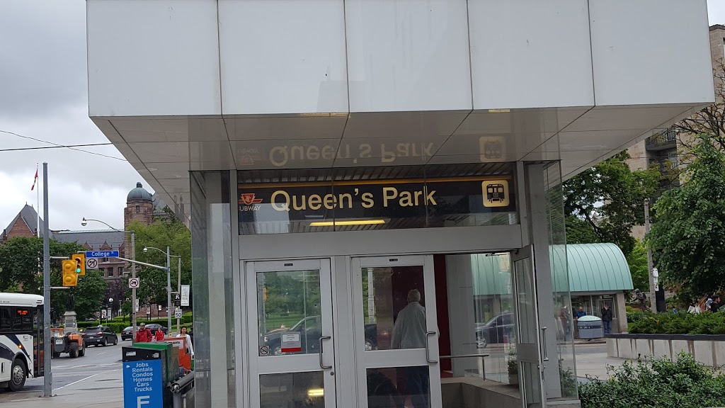 Queens Park Station | Toronto, ON M5S, Canada