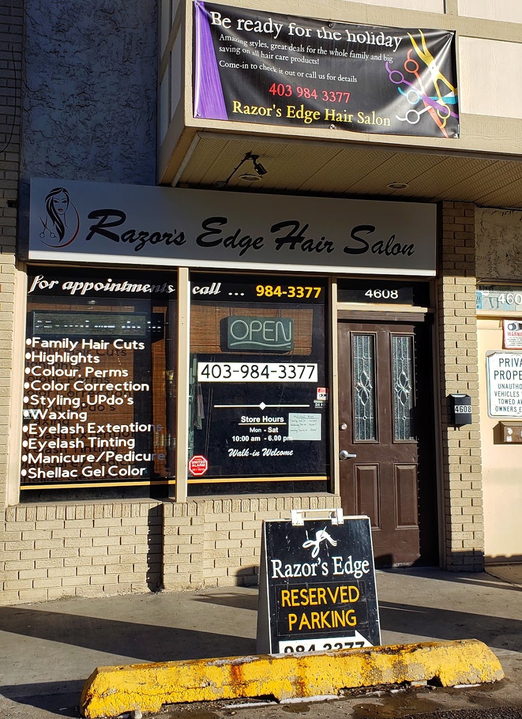 Razors Edge Hair Salon | 4608 Bowness Rd NW, Calgary, AB T3B 0B3, Canada | Phone: (403) 984-3377