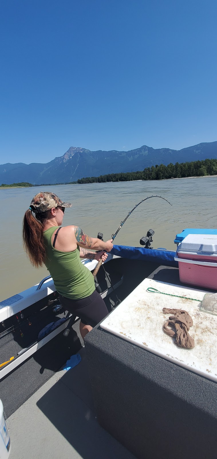 Johnnys Sport Fishing | 46727 Osborne Rd, Chilliwack, BC V2P 6T6, Canada | Phone: (604) 791-1382