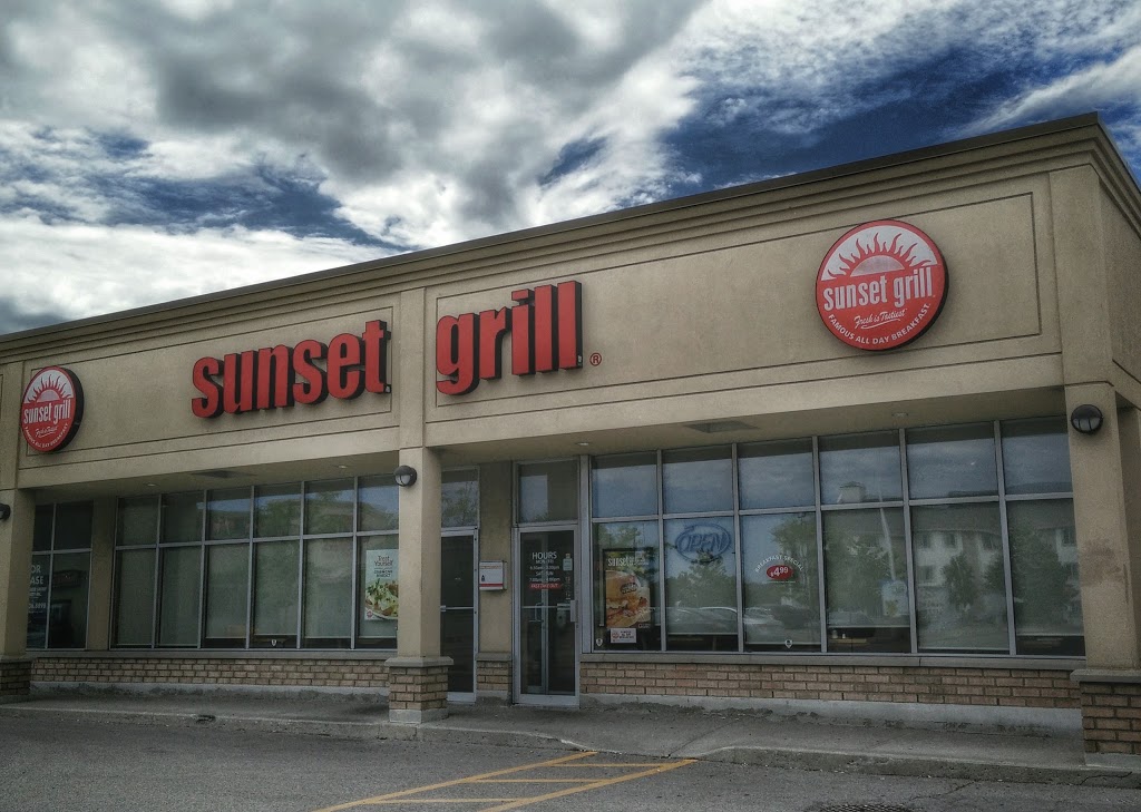 Sunset Grill | 185 Consumers Dr, Whitby, ON L1N 1C4, Canada | Phone: (905) 665-0030