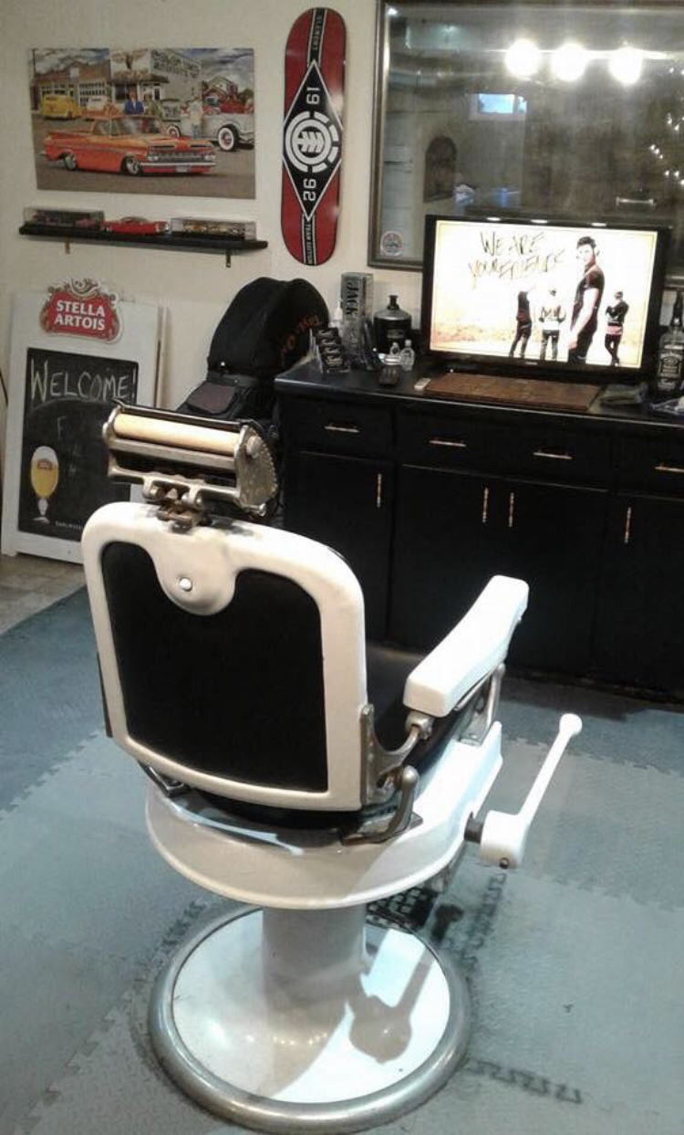 Tindale’s Barbershop | 405 Victoria Ave, Chatham, ON N7L 3B2, Canada | Phone: (226) 881-0960