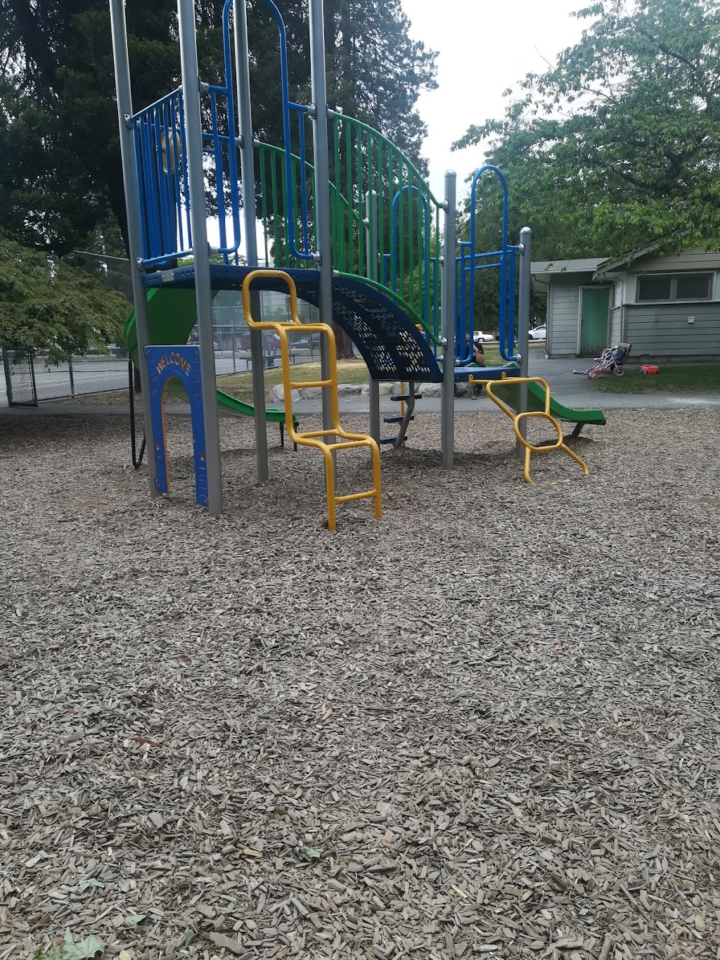 McBride Park Playground | 3488 W 5th Ave, Vancouver, BC V6R 1R8, Canada | Phone: (604) 873-7000