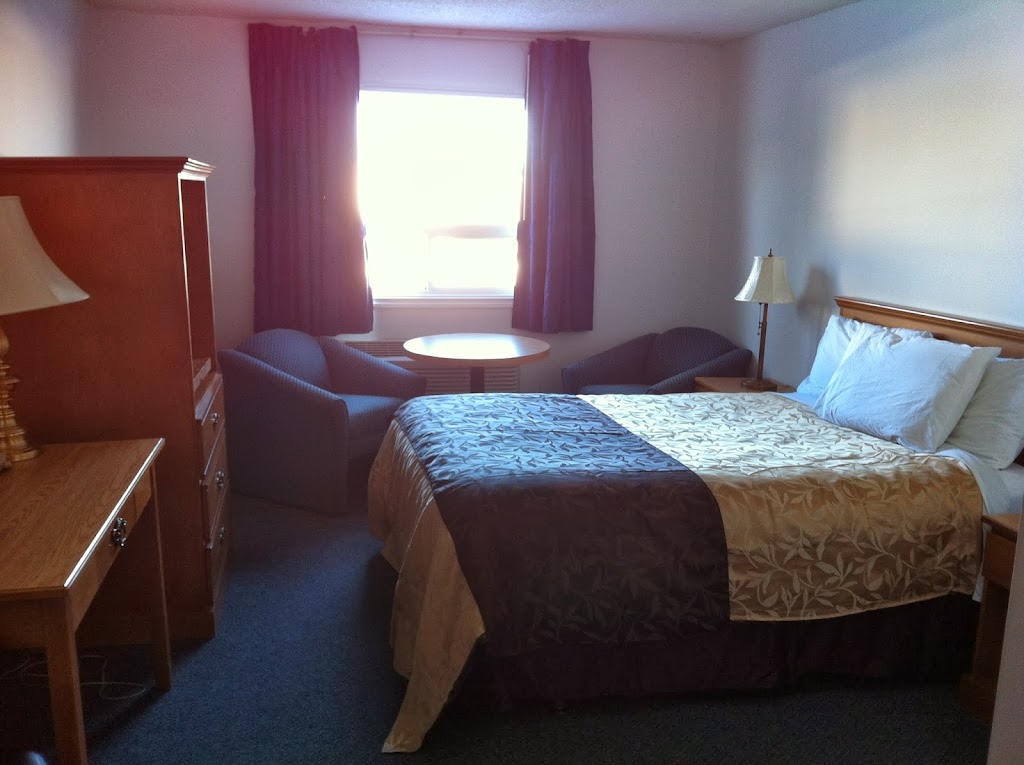 South Hill Motor Inn | 73 Gasoline Alley E, Alberta T4E 1B1, Canada | Phone: (403) 343-2700