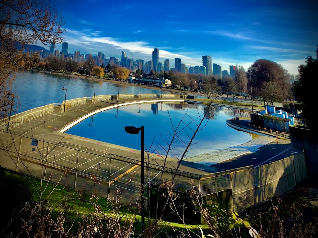 Kitsilano Pool | 2305 Cornwall Ave, Vancouver, BC V6K 1B6, Canada | Phone: (604) 731-0011