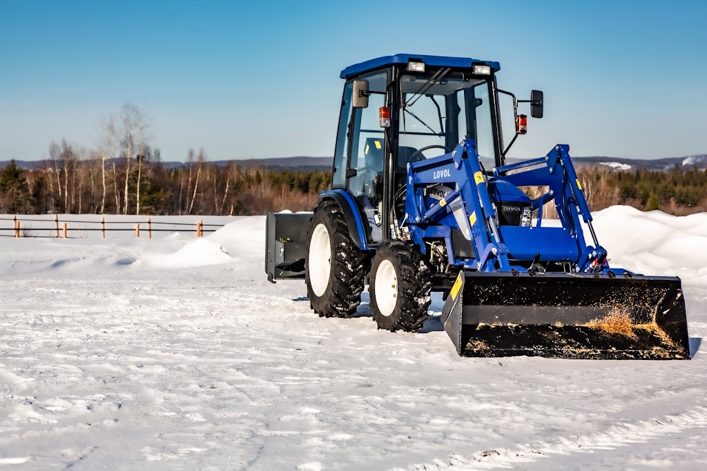 Tracteurs compacts LOVOL - LOVOL Agriculture | 24 Rue Industrielle, Saint-Benoît-Labre, QC G0M 1P0, Canada | Phone: (418) 227-2077