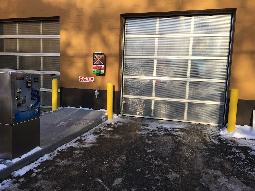 Kingsway Car Wash | 11335 Kingsway NW, Edmonton, AB T5G 0X3, Canada | Phone: (780) 496-9020