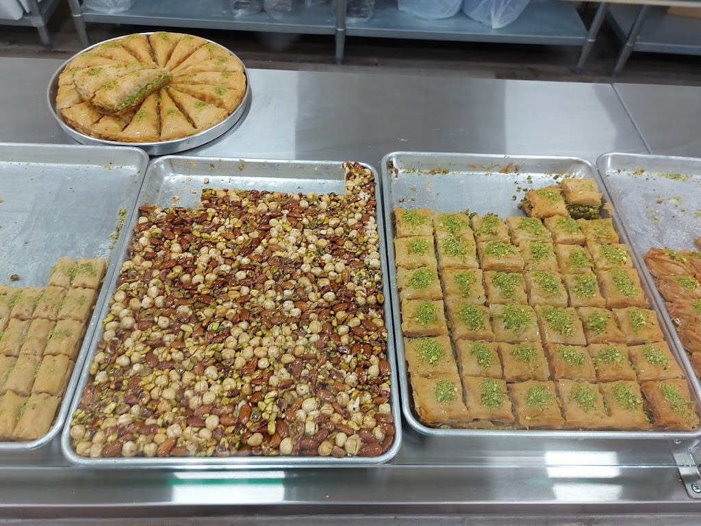 Soltan Bakery حلويات السلطان | 808 Britannia Rd W #109, Mississauga, ON L5V 0A7, Canada | Phone: (905) 664-6905