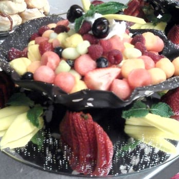 Cass-Lynn Catering | 200 Red Rose Rd, Ile des Chênes, MB R0A 0T0, Canada | Phone: (204) 588-3337