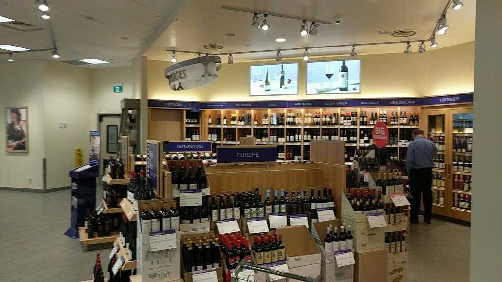 LCBO | 449 Kent St W, Lindsay, ON K9V 6C3, Canada | Phone: (705) 324-5511