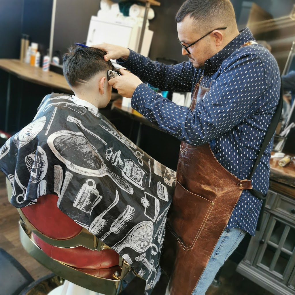 Luigis barbershop | 3827 40 Ave, Red Deer, AB T4N 2W4, Canada | Phone: (587) 272-2227