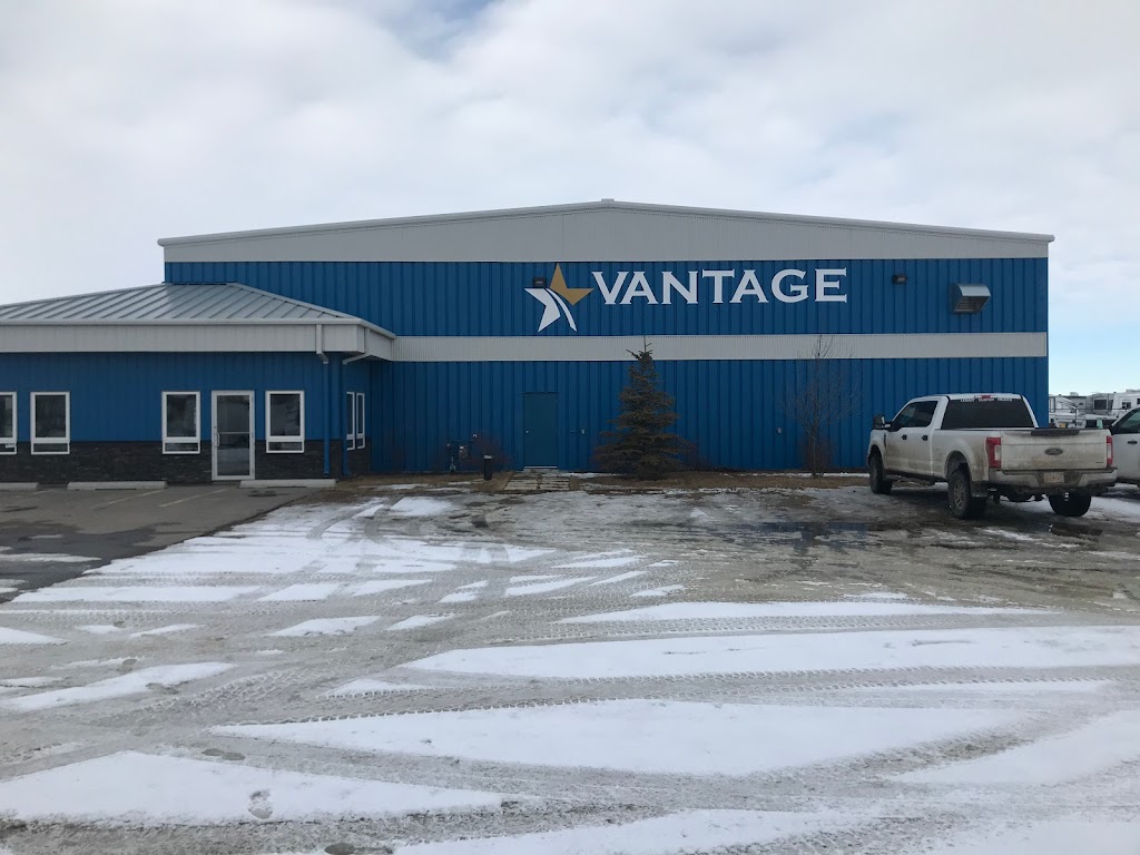 Vantage Trailer Sales & Service | 27211 104, AB-12, AB T4L 0E3, Canada | Phone: (833) 782-5500