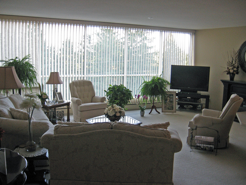 Somerset Place - Cambridge - Skyline Living | 202 Hespeler Rd, Cambridge, ON N1R 3H4, Canada | Phone: (226) 646-1108