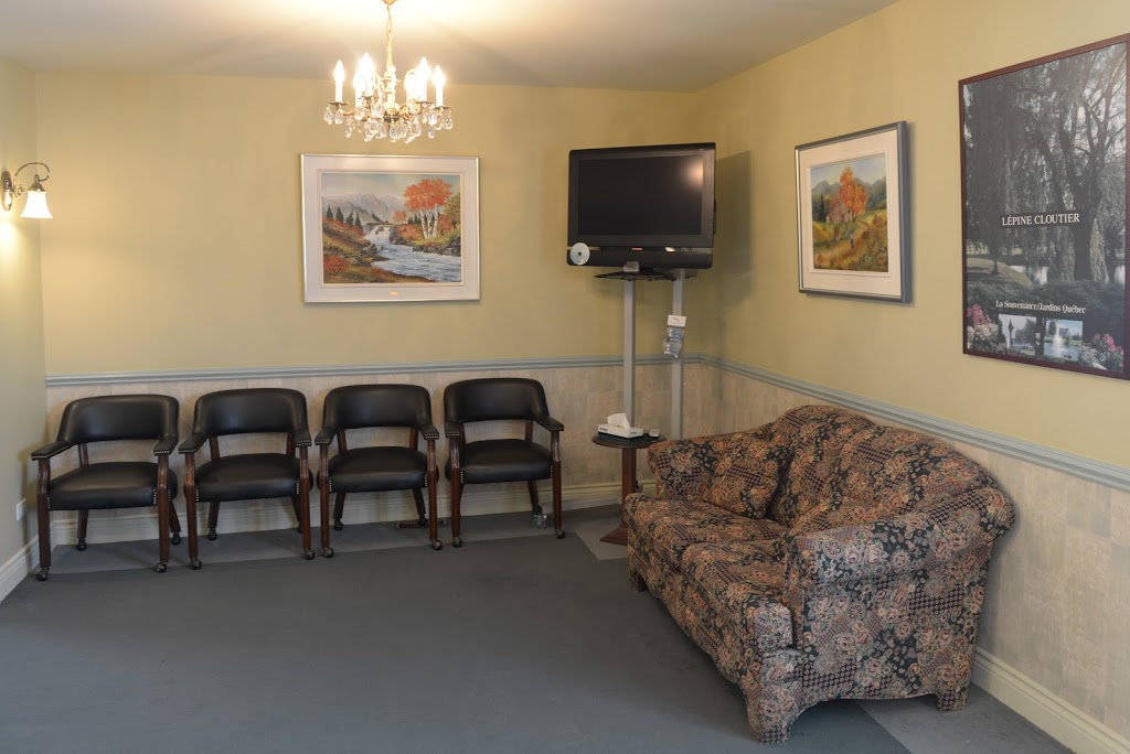 Salon funéraire Lépine Cloutier | 1547 Rue Notre Dame, LAncienne-Lorette, QC G2E 3B4, Canada | Phone: (418) 529-3371