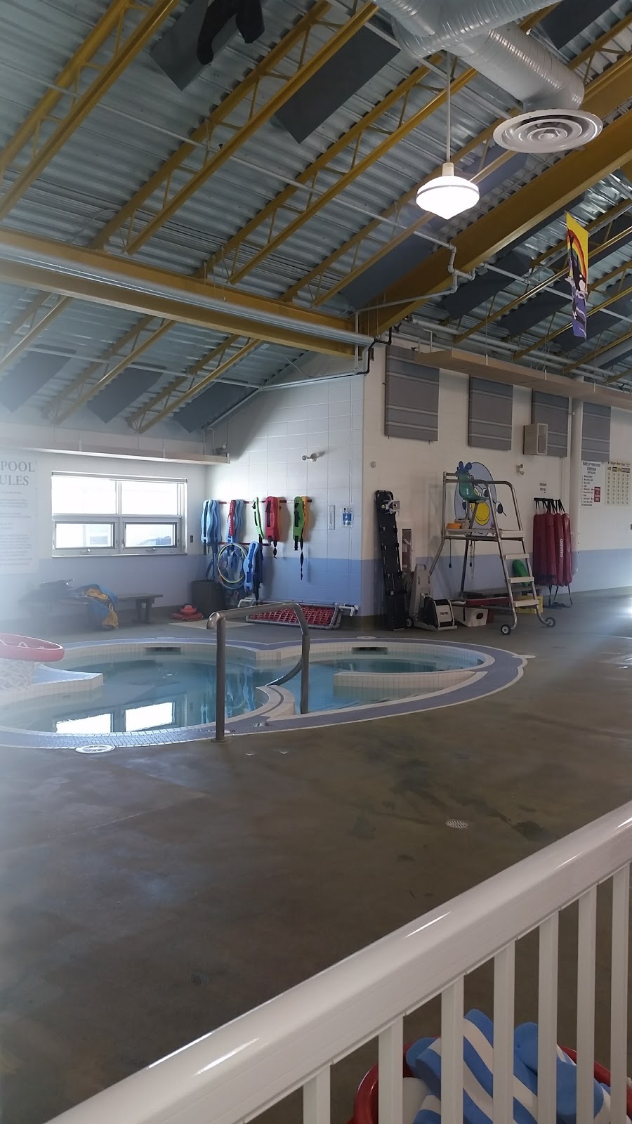 Lacombe Kinsmen Aquatic Centre | 5429 53 St, Lacombe, AB T4L 1H8, Canada | Phone: (403) 782-1278