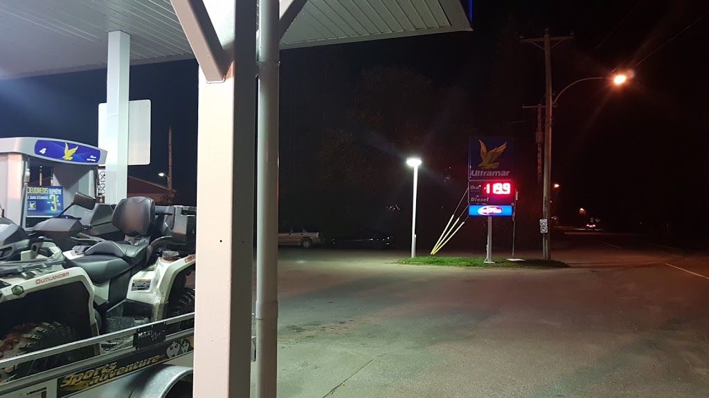 Ultramar - Gas Station | 47 12 Rue, Mont-Laurier, QC J0W 1C0, Canada | Phone: (819) 587-3242