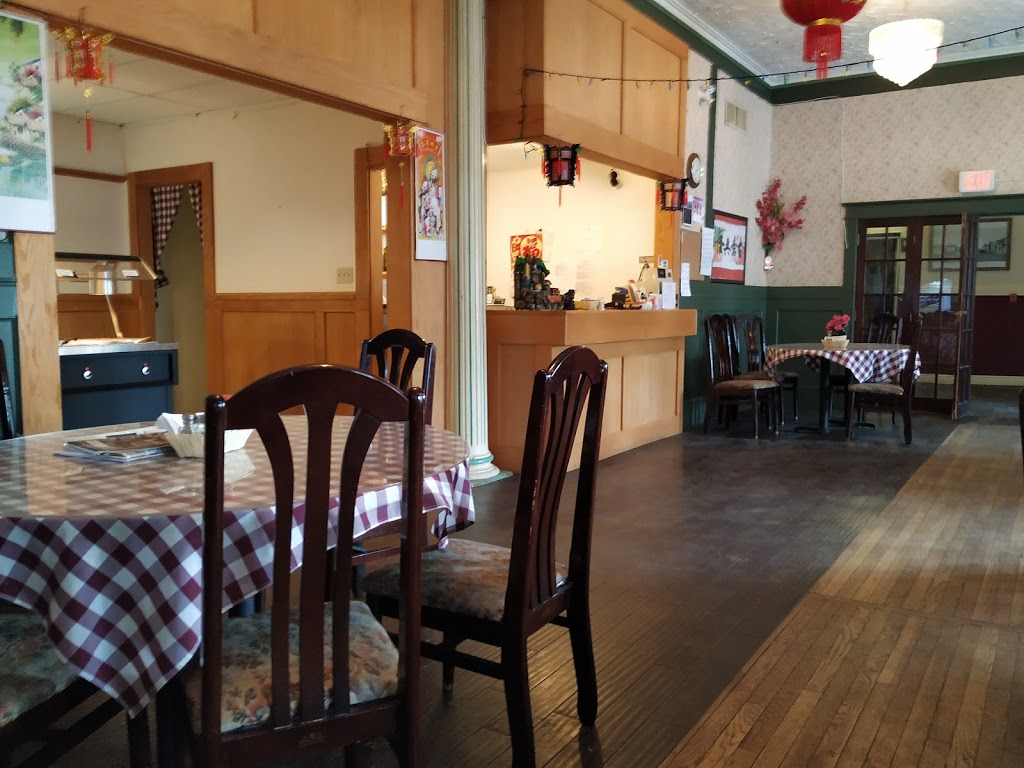 Champion Inn Restaurant | 104 Main St, Champion, AB T0L 0R0, Canada | Phone: (403) 800-3827