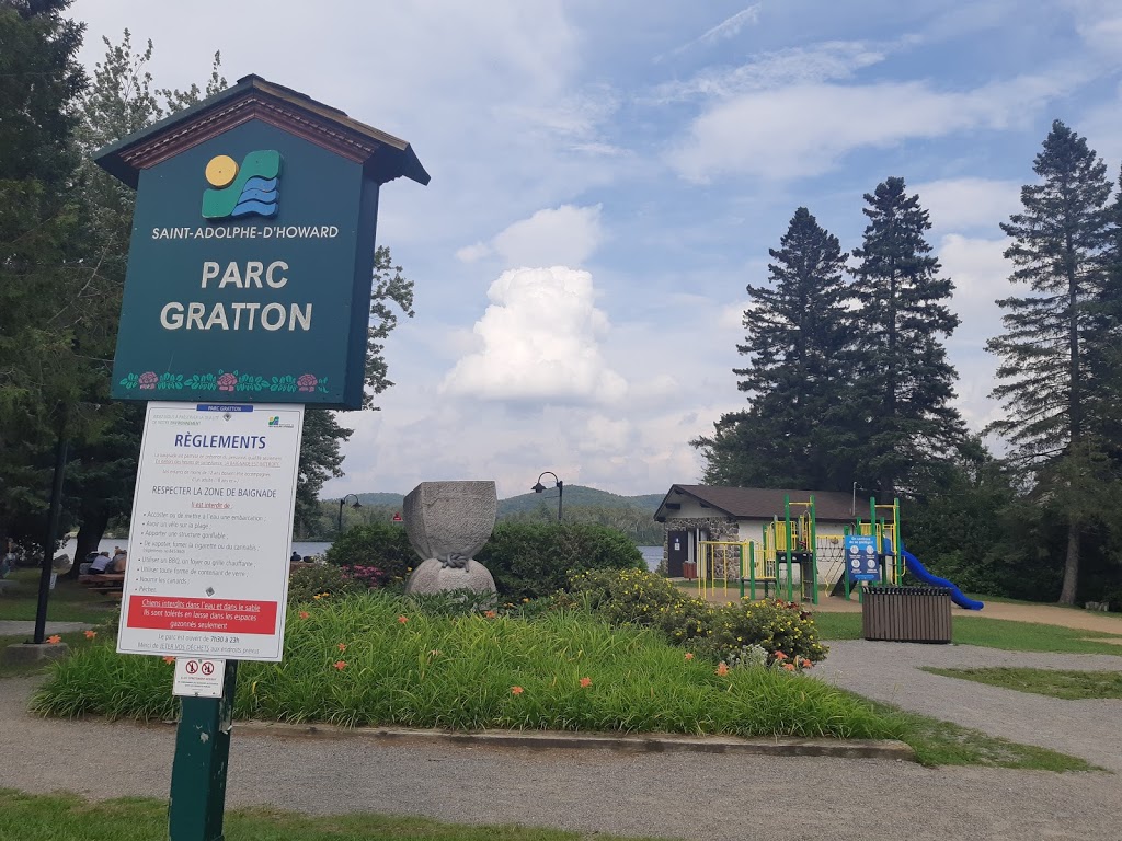 Plage Gratton, Lac Saint-Joseph | 2000 Chemin du Village, Saint-Adolphe-dHoward, QC J0T 2B0, Canada | Phone: (819) 327-2044