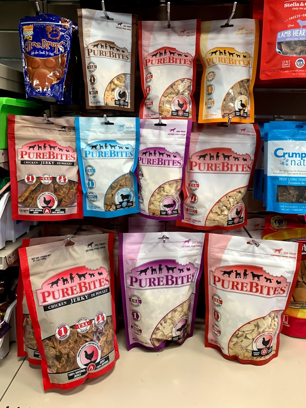 Global Pet Foods | 452 Rathburn Rd, Etobicoke, ON M9C 3S8, Canada | Phone: (416) 621-2745