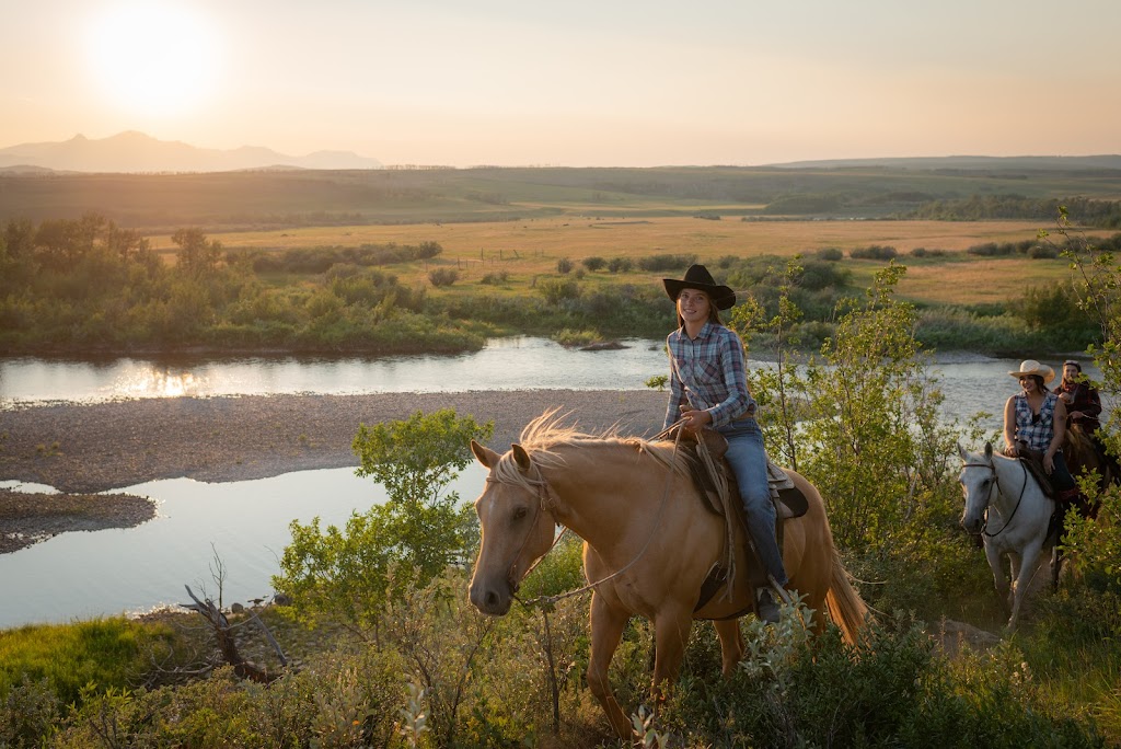 Waterton River Trail Rides Ltd. | SE 1/4 27-2-29 W4, Waterton Park, AB T0K 2M0, Canada | Phone: (403) 715-4156