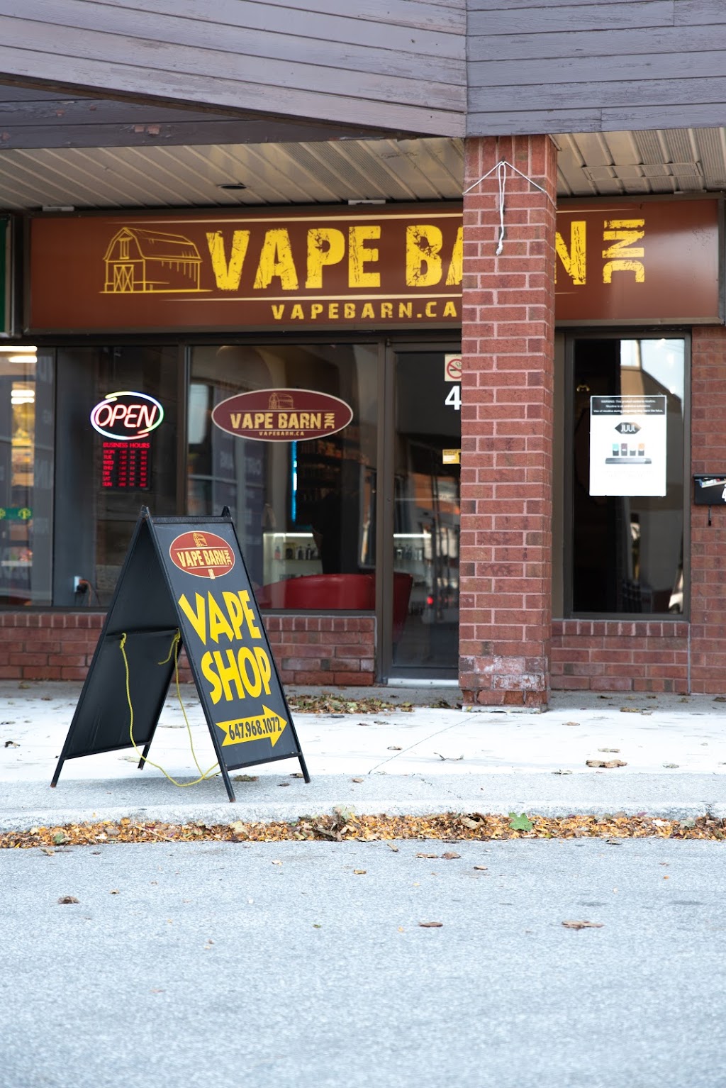 Vape Barn Inc | 1865 Lakeshore Rd W, Mississauga, ON L5J 4P1, Canada | Phone: (905) 403-8455