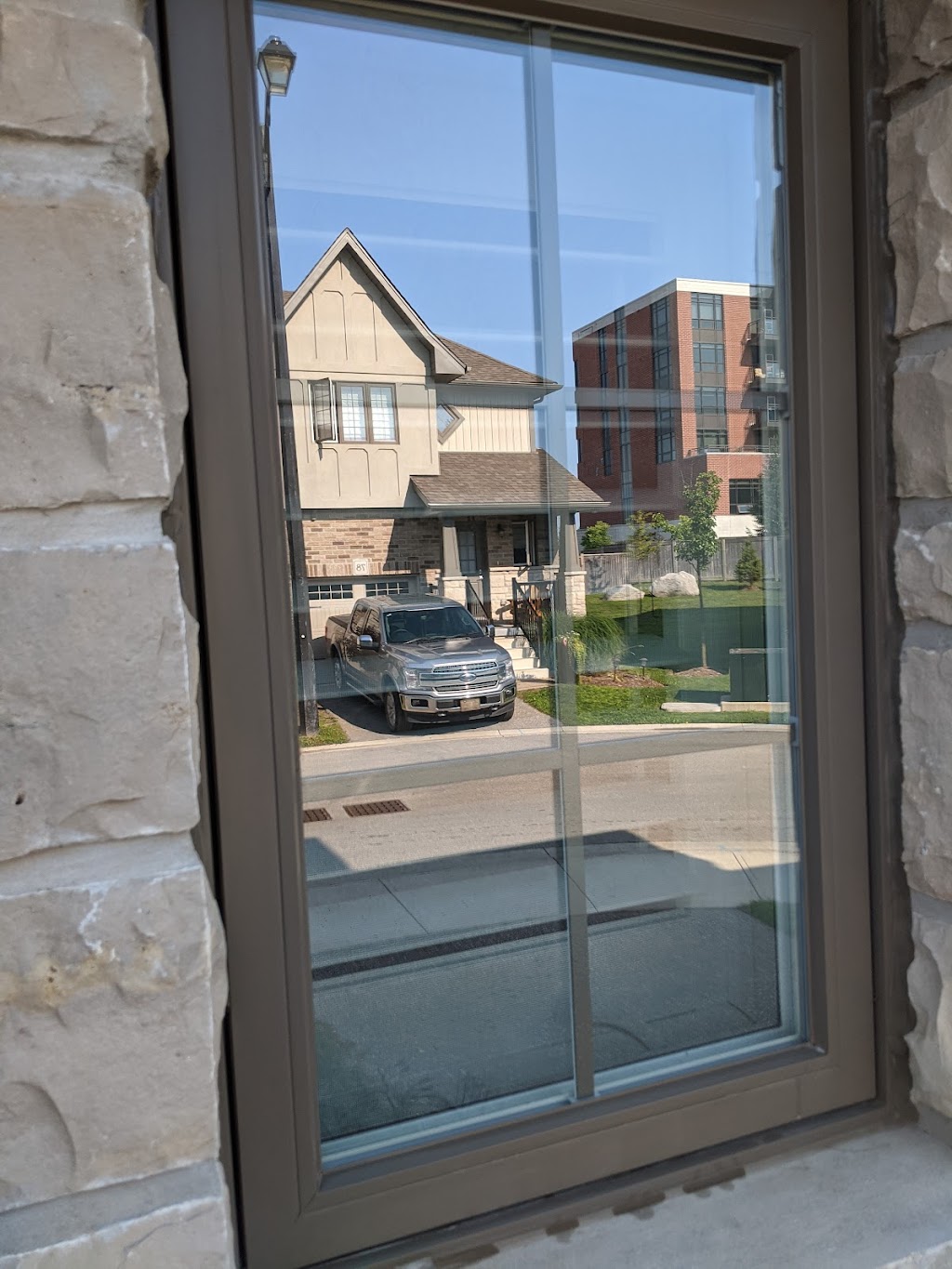 Grand River Window and Eaves Cleaning | 188 Arthur Fach Dr, Cambridge, ON N1T 2G2, Canada | Phone: (519) 500-1140