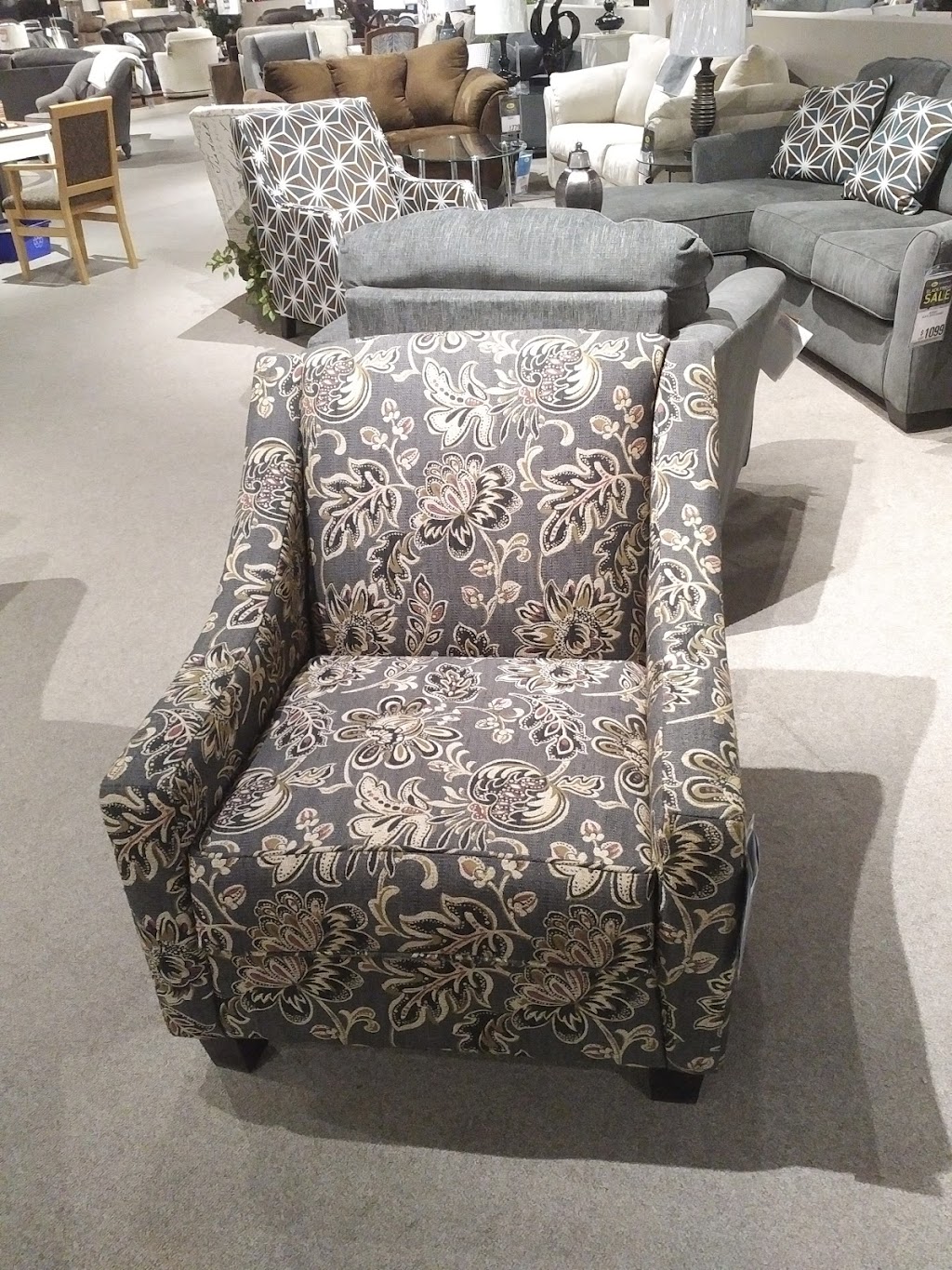 Leons Furniture | 2820 32 St S, Lethbridge, AB T1K 7B1, Canada | Phone: (403) 327-8578