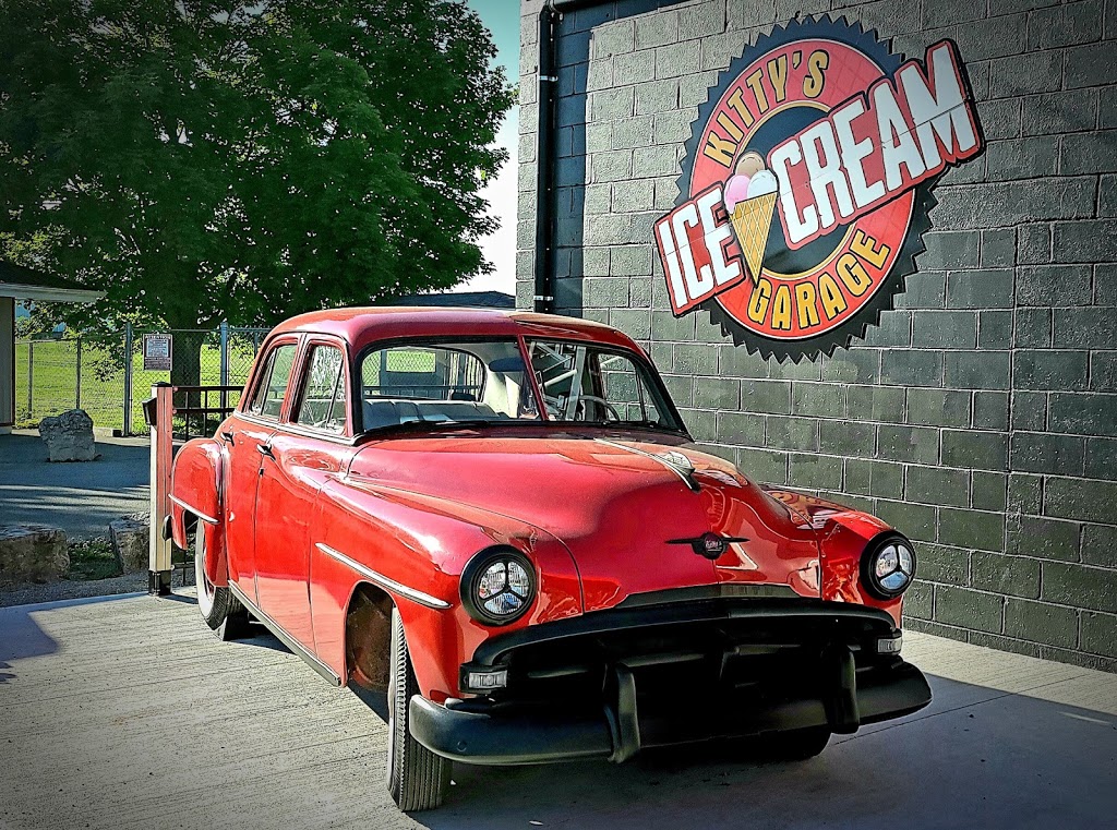 Kittys Ice Cream Garage | 810 Old Hwy 8, Rockton, ON L0R 1X0, Canada | Phone: (519) 647-2505
