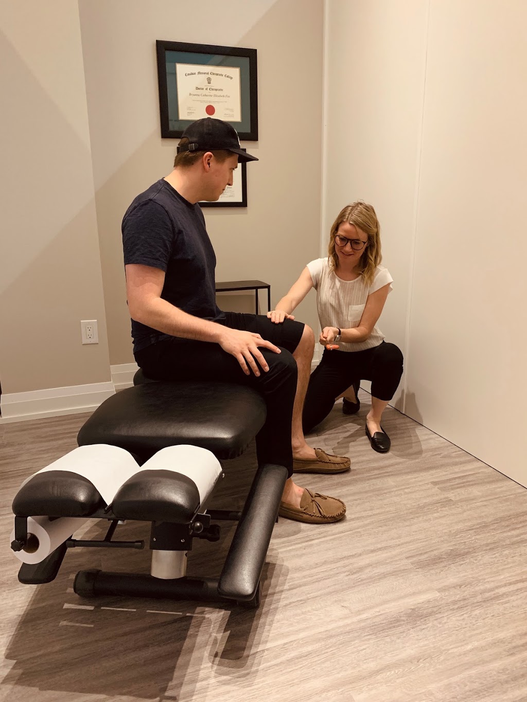 Fox Chiropractic & Wellness | 18 Barrel Yards Blvd Suite 3, Waterloo, ON N2L 0G1, Canada | Phone: (226) 476-3227