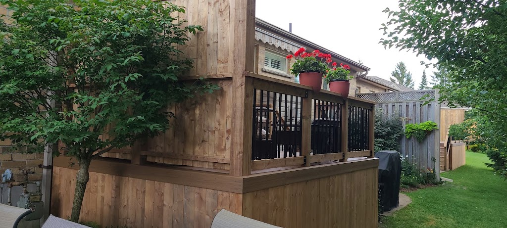 CL CUSTOMIZED DECKS & FENCES | 22 Parkside Crescent, London, ON N6C 5L9, Canada | Phone: (519) 476-3356