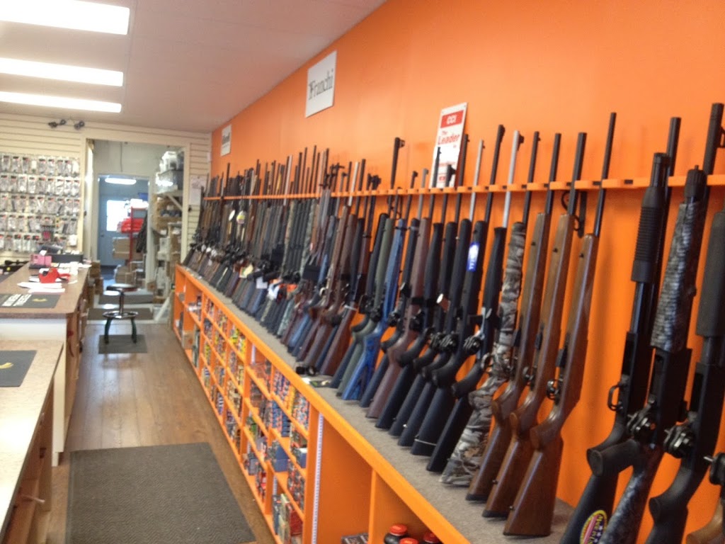 Prairie Gun Traders | 104 Main St, Avonlea, SK S0H 0C0, Canada | Phone: (306) 868-2037