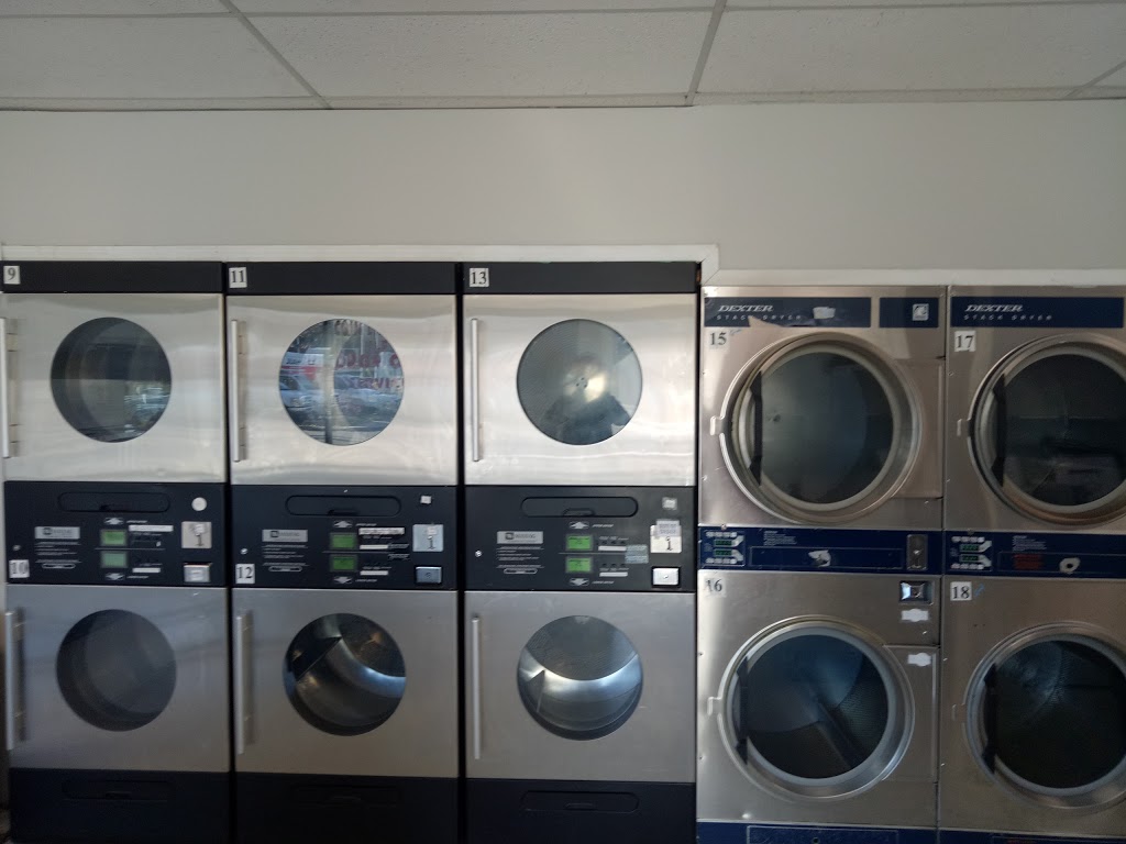Fas Gas Laundry | 7999 King George Blvd, Surrey, BC V3W 5B3, Canada