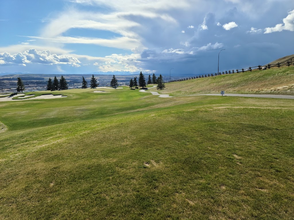 The Links of GlenEagles | 100 Gleneagles Dr, Cochrane, AB T4C 1P5, Canada | Phone: (403) 932-1100