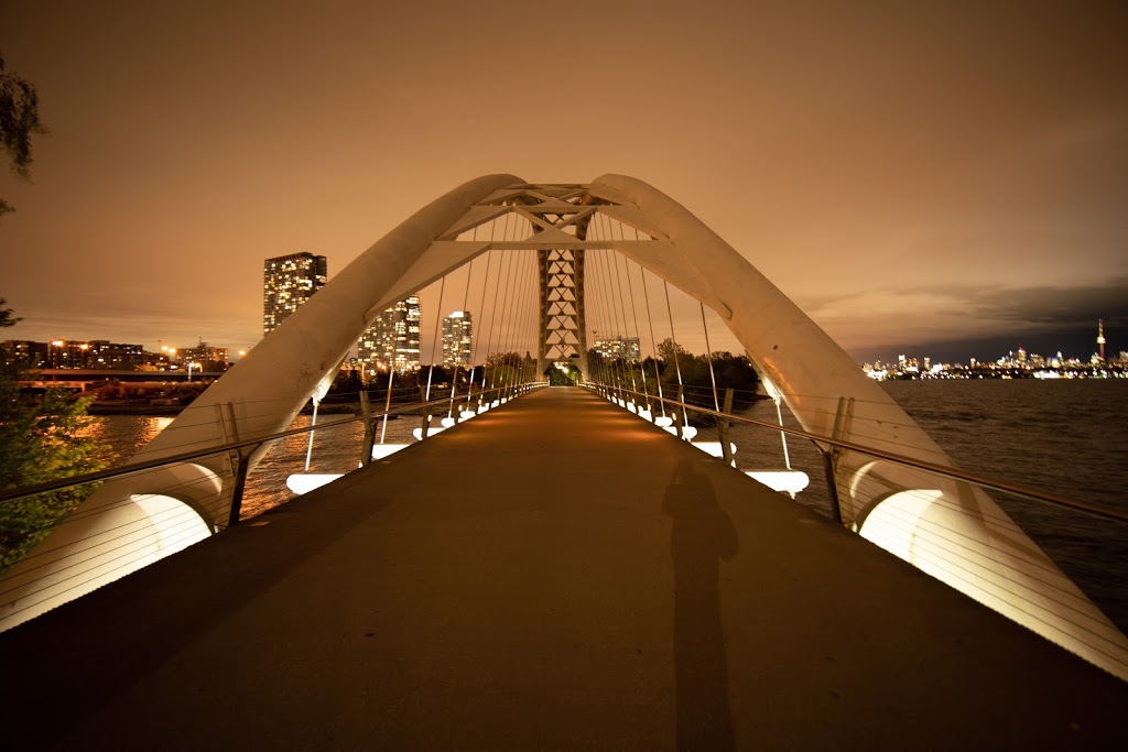 Humber Bay Arch Bridge | Martin Goodman Trail, Toronto, ON M8X 3M9, Canada | Phone: (416) 392-2489