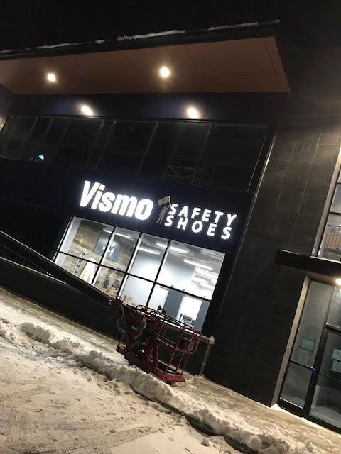 Vismo Safety Shoes | 1266 S Service Rd, Stoney Creek, ON L8E 5R9, Canada | Phone: (905) 643-7000