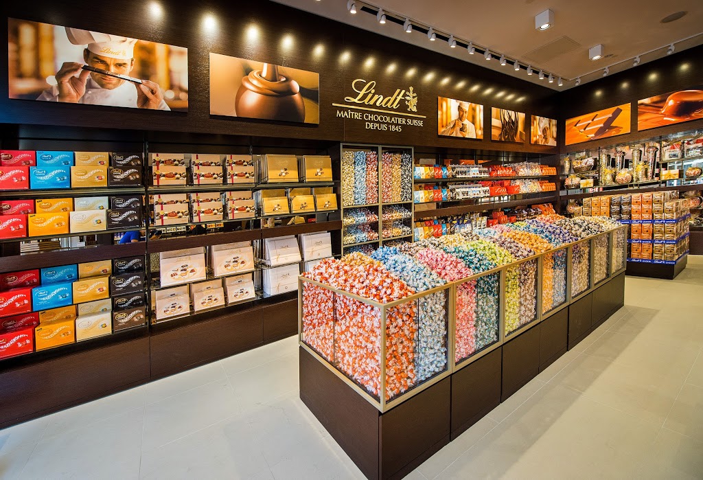 Lindt Chocolate Shop | 8555 Campeau Dr Unit 996, Ottawa, ON K2T 0K5, Canada | Phone: (613) 831-9336