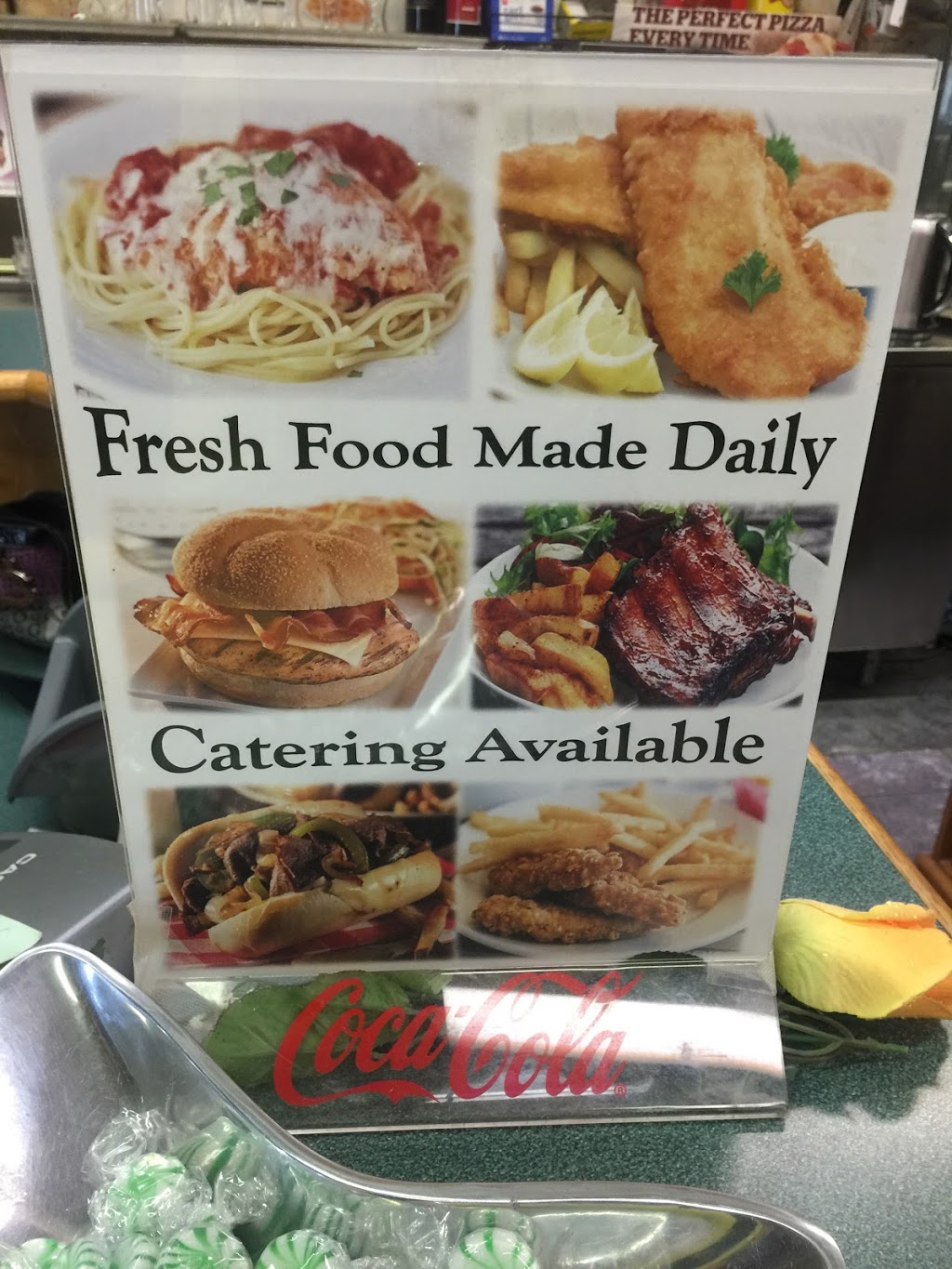 Mamas Pizza & Pasta | 110 Service Rd, Vulcan, AB T0L 2B0, Canada | Phone: (403) 485-6367