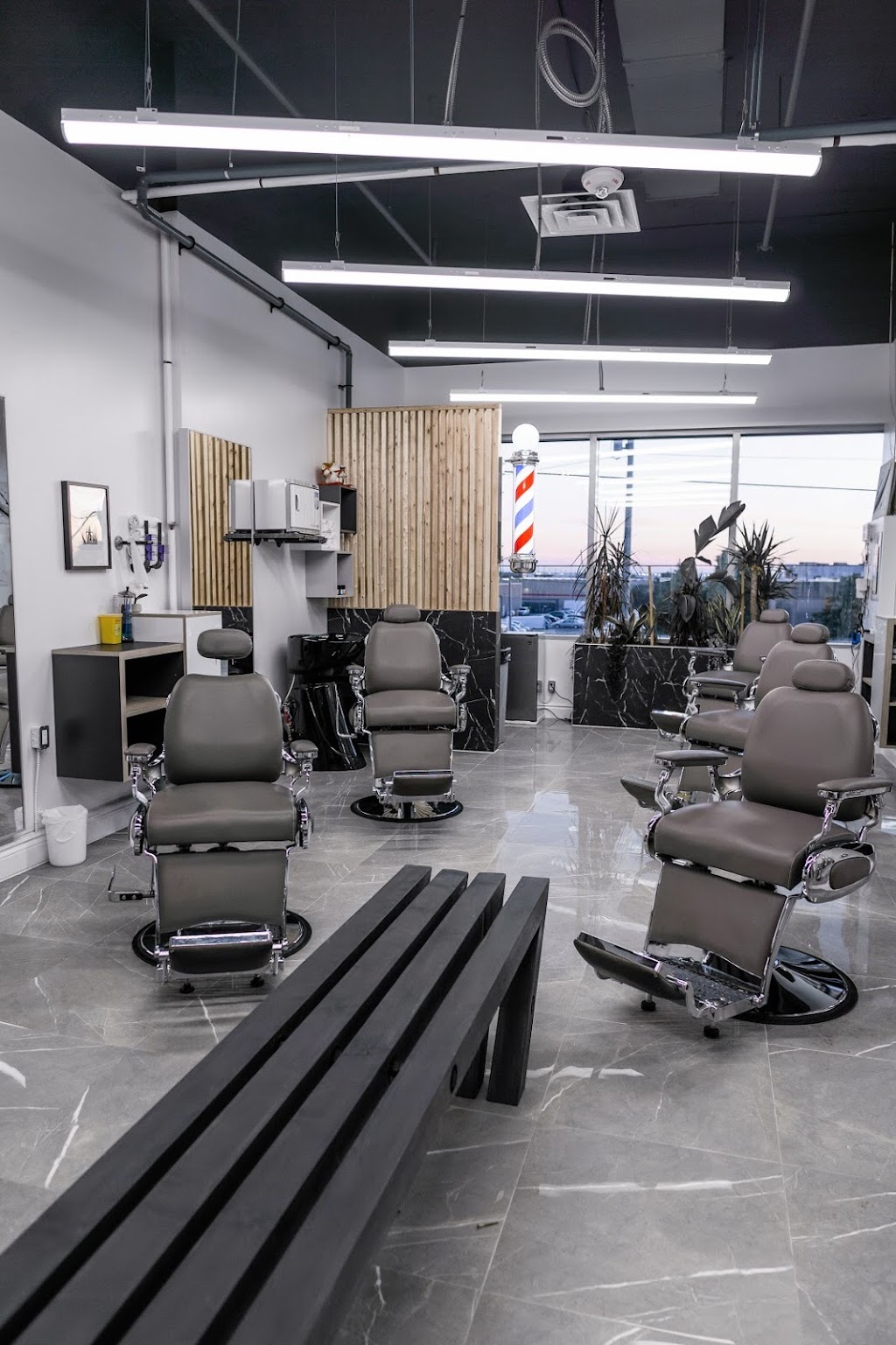 Reserve Studios Barbershop | 7777 Weston Rd Unit 216, Woodbridge, ON L4L 0G9, Canada | Phone: (289) 657-9195