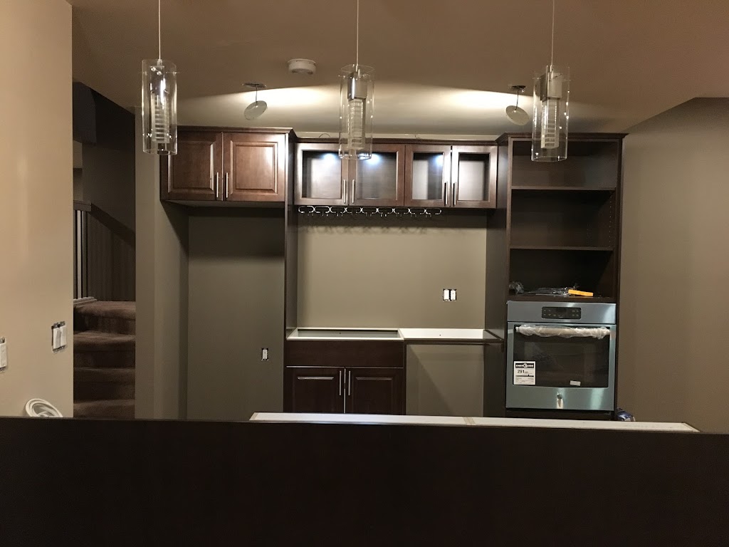 G&H kitchens | 943 Kapelus Dr #4, West Saint Paul, MB R4A 5A4, Canada | Phone: (204) 338-4700